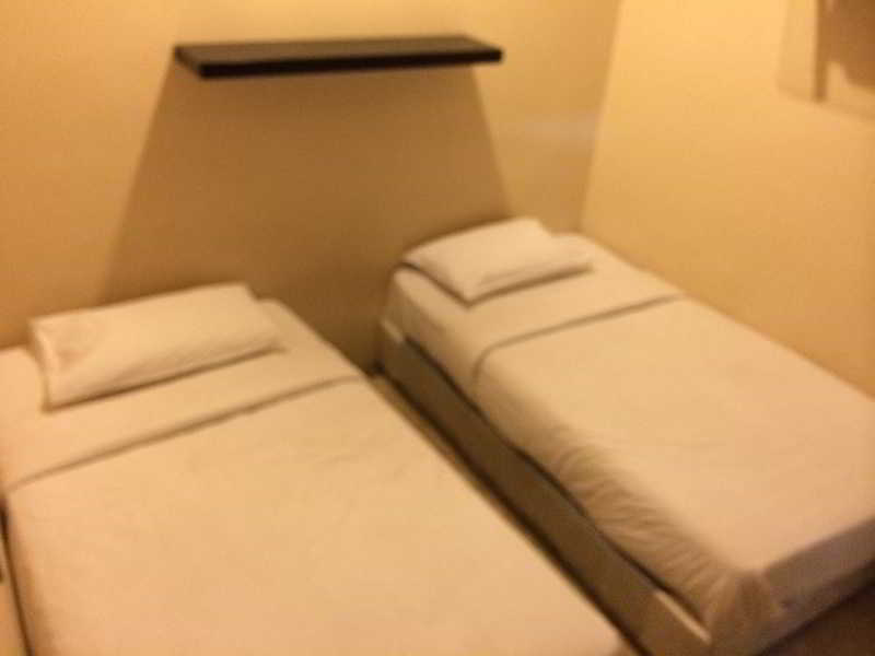 Hotel Zamburger Sg Bakap Kampong Gurun Екстер'єр фото