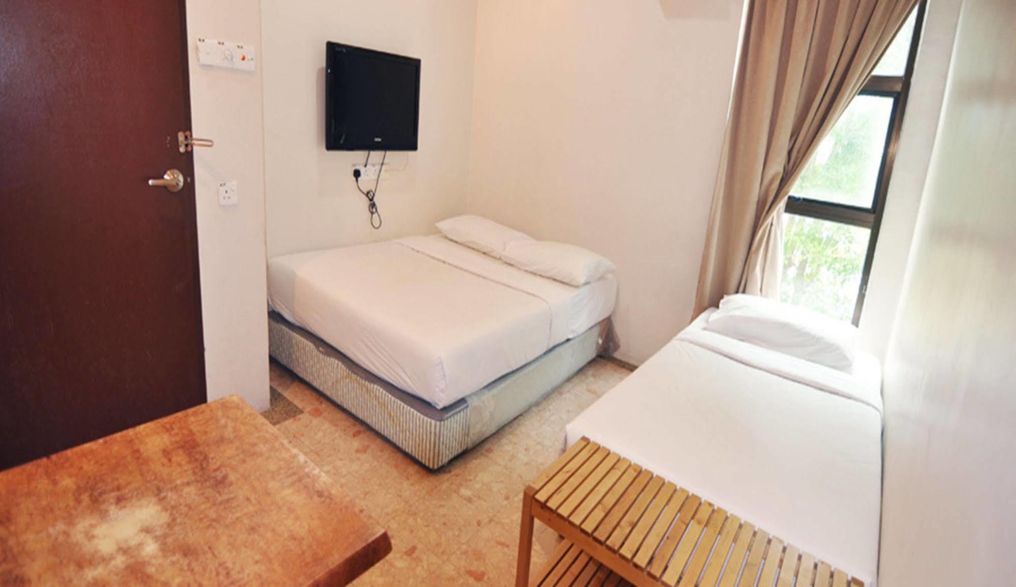 Hotel Zamburger Sg Bakap Kampong Gurun Екстер'єр фото